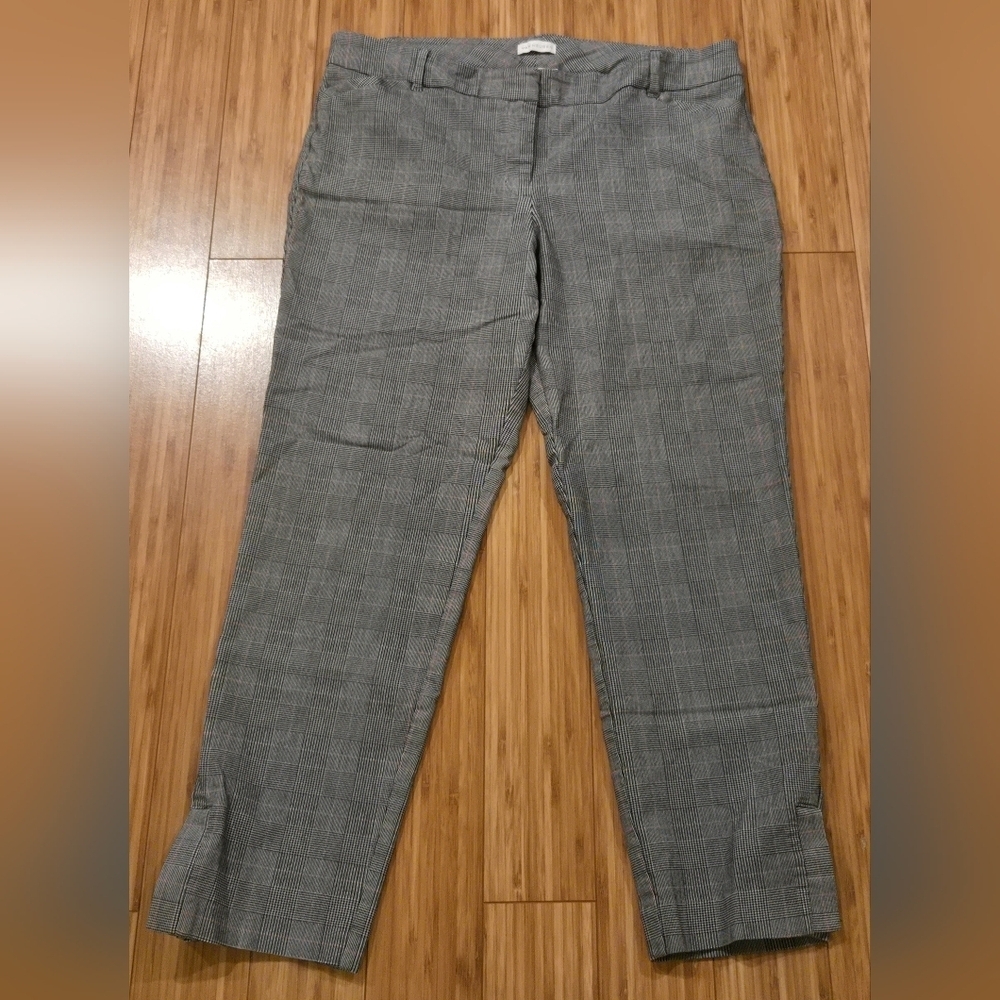 Van Heusen Gray Plaid Pants